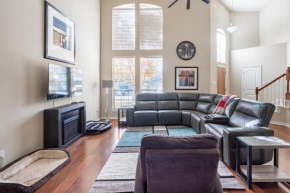 Bright and Spacious 3BR with Patio and Dog Yard, Minutes from DFW Airport